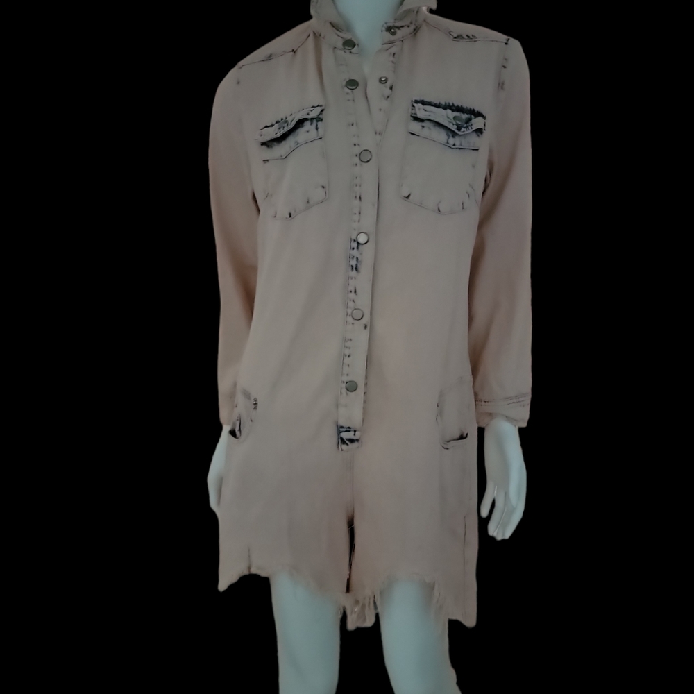Fashion Nova L/S Distressed Pink Denim Shortalls/Romper Large EUC - Picture 5 of 14